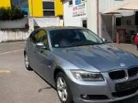 Gebraucht BMW 318 140 PS (102 kW) 2009 Blau Limousine