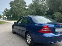 Gebraucht Mercedes C200 163 PS (119 kW) 2002 Blau Limousine