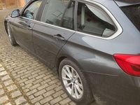Gebraucht BMW 330 Advantage 252 PS (185 kW) 2015 Grau Kombi