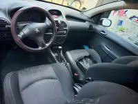 Używany Peugeot 206 75 KM (55 kW) 2001 Szary Hatchback