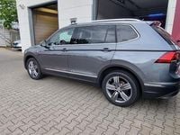 Gebraucht VW Tiguan Allspace 180 PS (132 kW) 2018 Silber SUV