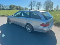 Gebraucht Mercedes E320 Avantgarde 224 PS (164 kW) 2006 Silber Kombi