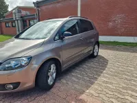 Gebraucht VW Golf Plus Comfortline 122 PS (89 kW) 2012 Braun Van / Kleinbus