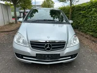 Gebraucht Mercedes A180 116 PS (85 kW) 2010 Silber Van / Kleinbus