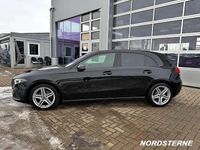 Gebraucht Mercedes A180 116 PS (85 kW) 2019 Nachtschwarz  unilack Kleinwagen