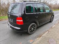 Gebraucht VW Touran 105 PS (77 kW) 2005 Schwarz Van / Kleinbus