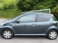 Gebraucht Toyota Aygo Edition 68 PS (50 kW) 2011 Grau Kleinwagen