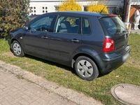 Gebraucht VW Polo 64 PS (47 kW) 2003 Grau Kleinwagen