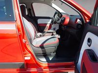 Second-hand Renault Twingo Dynamique 71 CP (52 kW) 2015 Roșu Hatchback