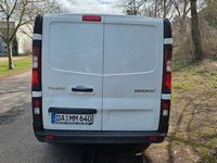 Gebraucht Renault Trafic 120 PS (88 kW) 2018 Weiß Van / Kleinbus