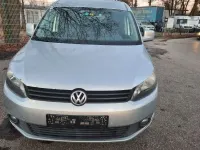 Używany VW Caddy 102 KM (75 kW) 2011 Srebrny Minivan