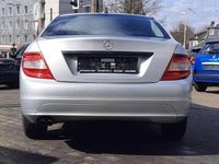 Gebraucht Mercedes C180 156 PS (114 kW) 2009 Silber Limousine