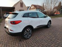 Gebraucht Renault Kadjar Zen 140 PS (102 kW) 2019 Weiß SUV