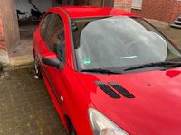 Gebraucht Peugeot 206+ 2011 Rot Kleinwagen
