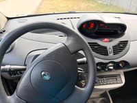 Gebraucht Renault Twingo Authentique 58 PS (42 kW) 2008 Silber Kleinwagen
