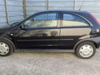 Usata Opel Corsa 75 CV (55 kW) 2002 Nero Utilitaria