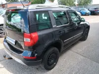 Gebraucht Skoda Yeti Adventure 140 PS (102 kW) 2015 Schwarz SUV