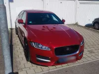 Gebraucht Jaguar XF R-Sport 300 PS (220 kW) 2017 Rot Limousine