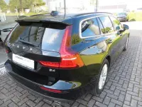 Gebraucht Volvo V60 145 PS (106 kW) 2021 Kombi