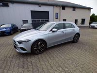 Gebraucht Mercedes A200 Advanced Plus 163 PS (119 kW) 2024 922 hightechsilber Limousine