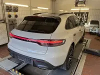 Używany Porsche Macan 265 KM (194 kW) 2022 Szary SUV