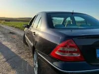 Gebraucht Mercedes C180 143 PS (105 kW) 2001 Andere farben Limousine