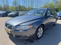 Gebraucht Volvo V70 Kinetic 136 PS (100 kW) 2009 Grau Kombi