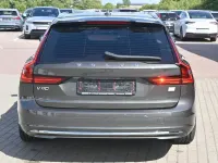 Gebraucht Volvo V90 Inscription 390 PS (286 kW) 2021 Pine grey Kombi