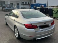 Gebraucht BMW 520 184 PS (135 kW) 2012 Silber Limousine