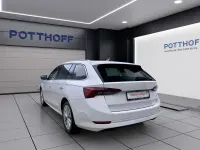 Gebraucht Skoda Octavia Style 150 PS (110 kW) 2023 Candyweiß Kombi