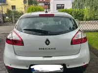 Gebraucht Renault Mégane 101 PS (74 kW) 2013 Weiß Limousine