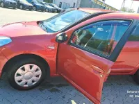 Gebraucht Dacia Sandero 84 PS (61 kW) 2012 Rot Kombi