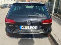 Gebraucht VW Golf VII Highline 150 PS (110 kW) 2021 Schwarz Kleinwagen