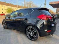 Gebraucht Kia Ceed Platinum 135 PS (99 kW) 2015 Schwarz Kleinwagen