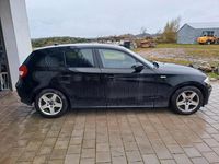 Gebraucht BMW 116 116 PS (85 kW) 2004 Schwarz Kleinwagen