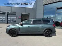 Gebraucht Dacia Jogger Extreme 110 PS (80 kW) 2024 Grün Van / Kleinbus