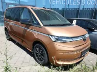 Neu VW Multivan Style 150 PS (110 kW) 2025 Copper bronze metallic Van / Kleinbus