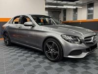 Gebraucht Mercedes C180 AMG 156 PS (114 kW) 2015 Silber Limousine