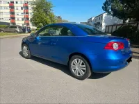 Second-hand VW Eos 140 CP (102 kW) 2010 Albastru Cabrio