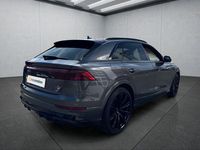 Gebraucht Audi Q8 S-Line 286 PS (210 kW) 2024 Grau SUV
