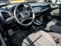 Gebraucht Audi Q4 e-tron Ambiente 210 kW (286 PS) 2025 Kieselgrau SUV