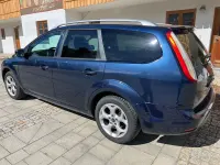Gebraucht Ford Focus Viva 101 PS (74 kW) 2011 Blau Limousine
