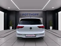 Gebraucht VW Golf VIII Active 150 PS (110 kW) 2023 Pure white Limousine