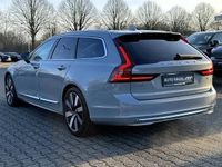 Gebraucht Volvo V90 Core 398 PS (292 kW) 2025 Grau Kombi
