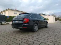 Gebraucht Skoda Superb 140 PS (102 kW) 2015 Schwarz Kombi