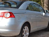 Gebraucht VW Eos 200 PS (147 kW) 2006 Silber Cabrio