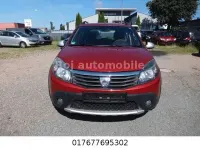 Gebraucht Dacia Sandero Stepway 84 PS (61 kW) 2012 Rot Limousine