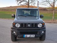 Gebraucht Suzuki Jimny Comfort 102 PS (75 kW) 2024 Grau SUV
