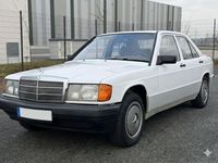 Gebraucht Mercedes 190 109 PS (80 kW) 1990 Blau Limousine