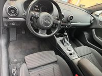 Gebraucht Audi A3 Sport 110 PS (80 kW) 2016 Weiß Limousine